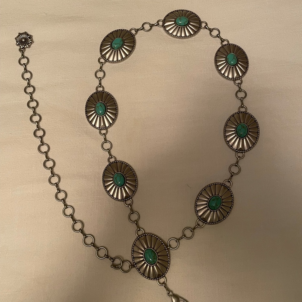Women’s turquoise stone chain belt
